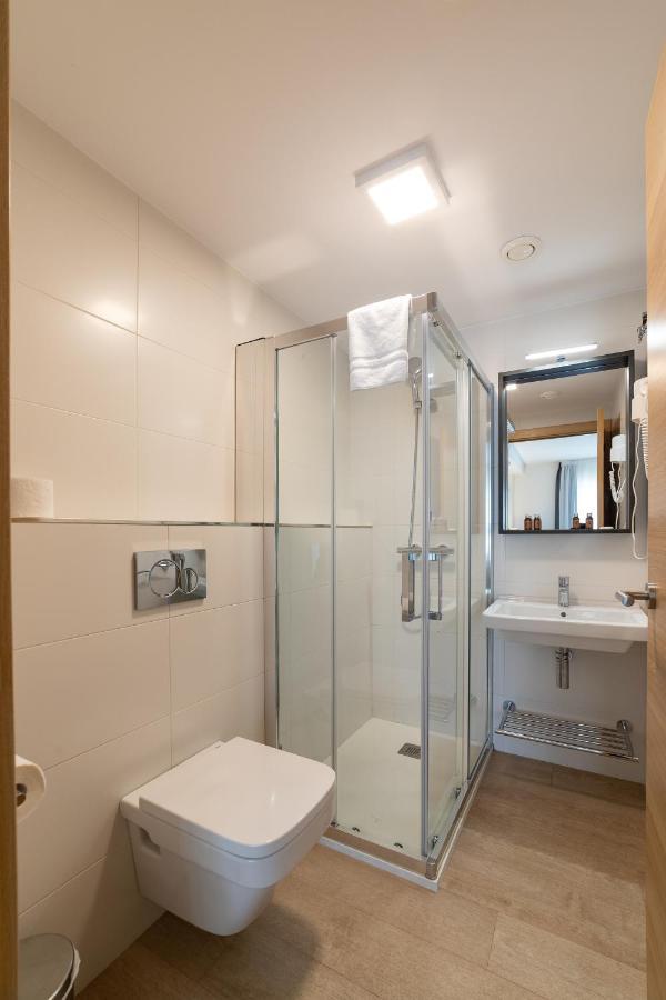 Atotxa Rooms San Sebastian Exterior photo