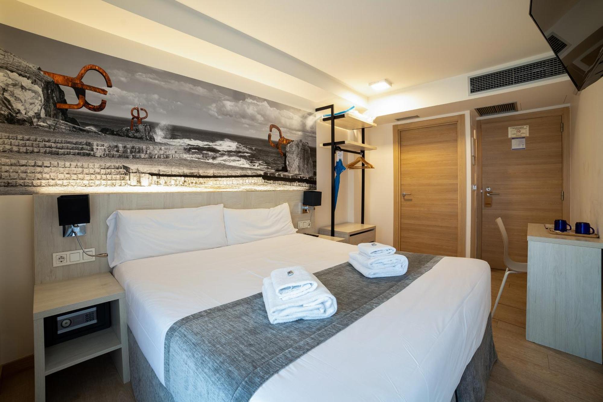 Atotxa Rooms San Sebastian Exterior photo